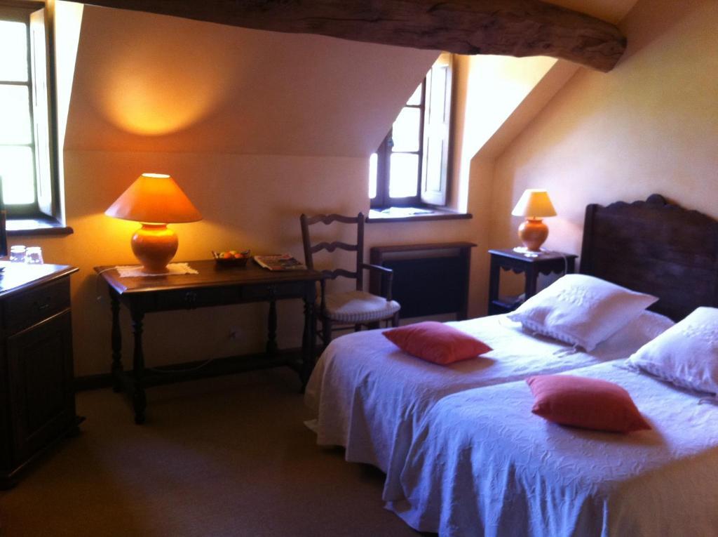 Le Hameau De Barboron Hotell Savigny-lès-Beaune Rom bilde